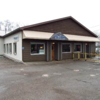 Shed style with doghouse nose